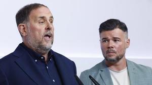 Rufián topa amb ERC pel front d’esquerres però creix en popularitat