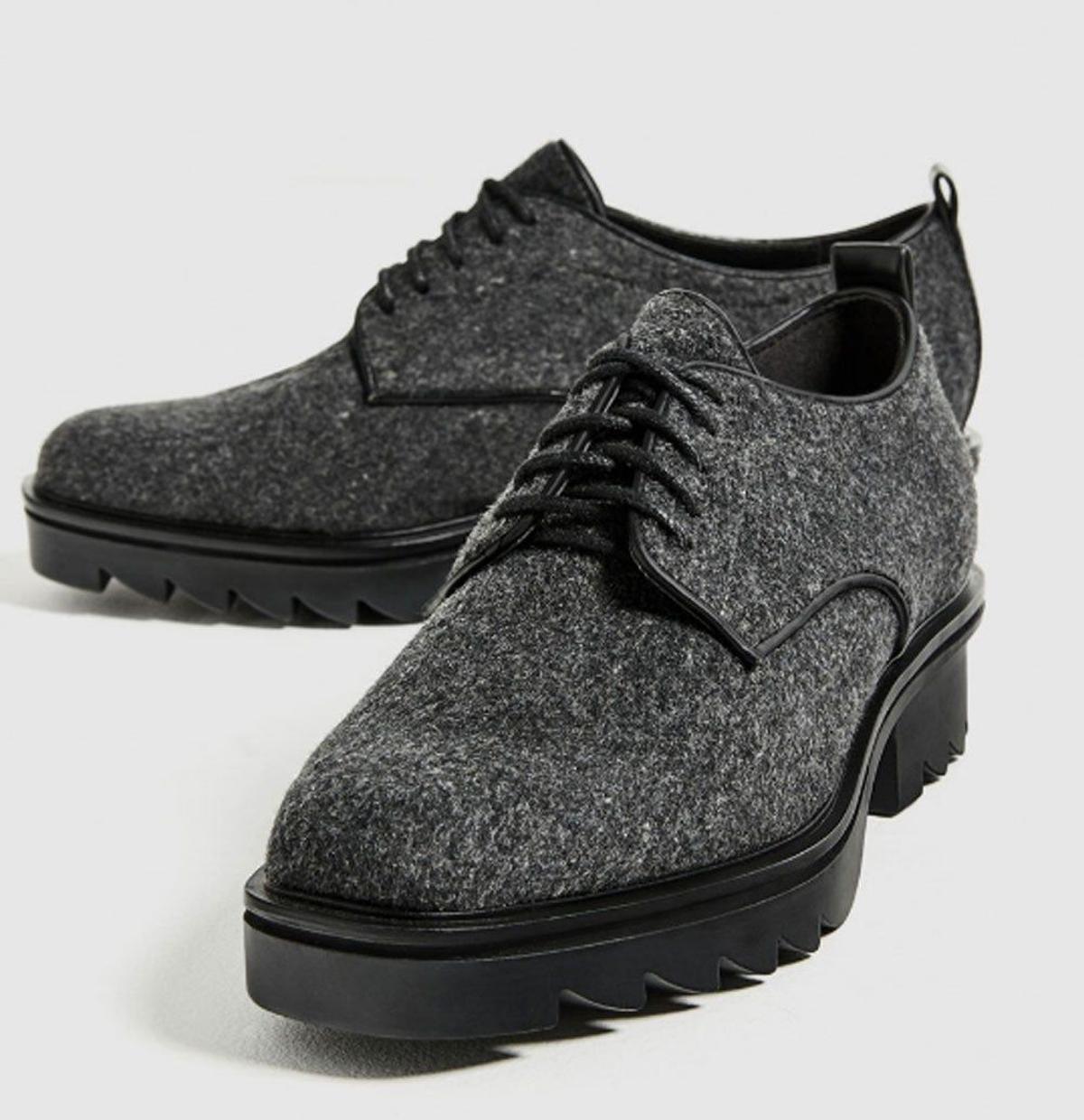 Blucher de fieltro gris de Zara. (Precio: 9, 99 euros)