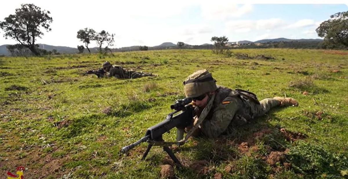 Militares de la BRI X apurando la preparación antes de desplegar en Letonia.