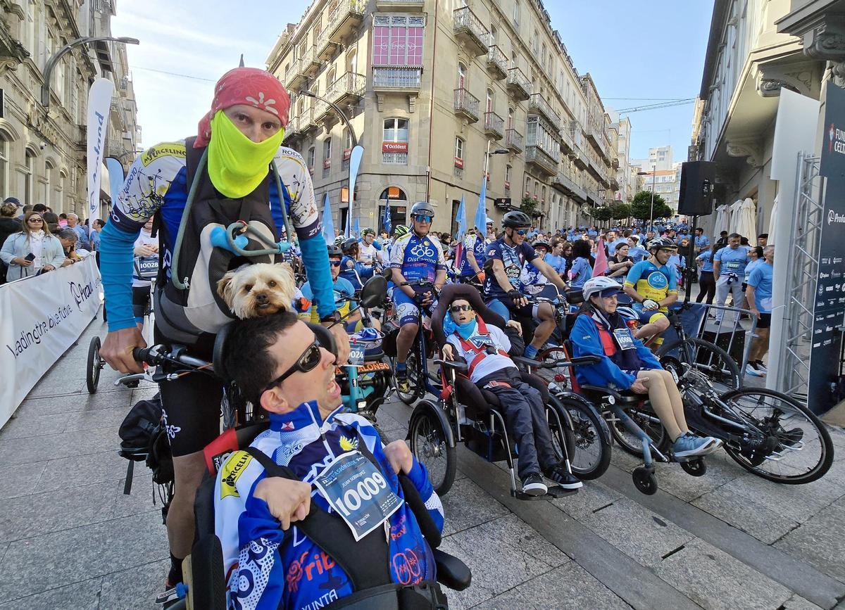 Invasión Celeste en Vigo con casi 3.000 corredores