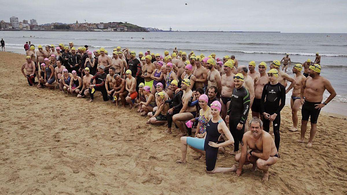 Participantes en una de las travesías del pasado año.