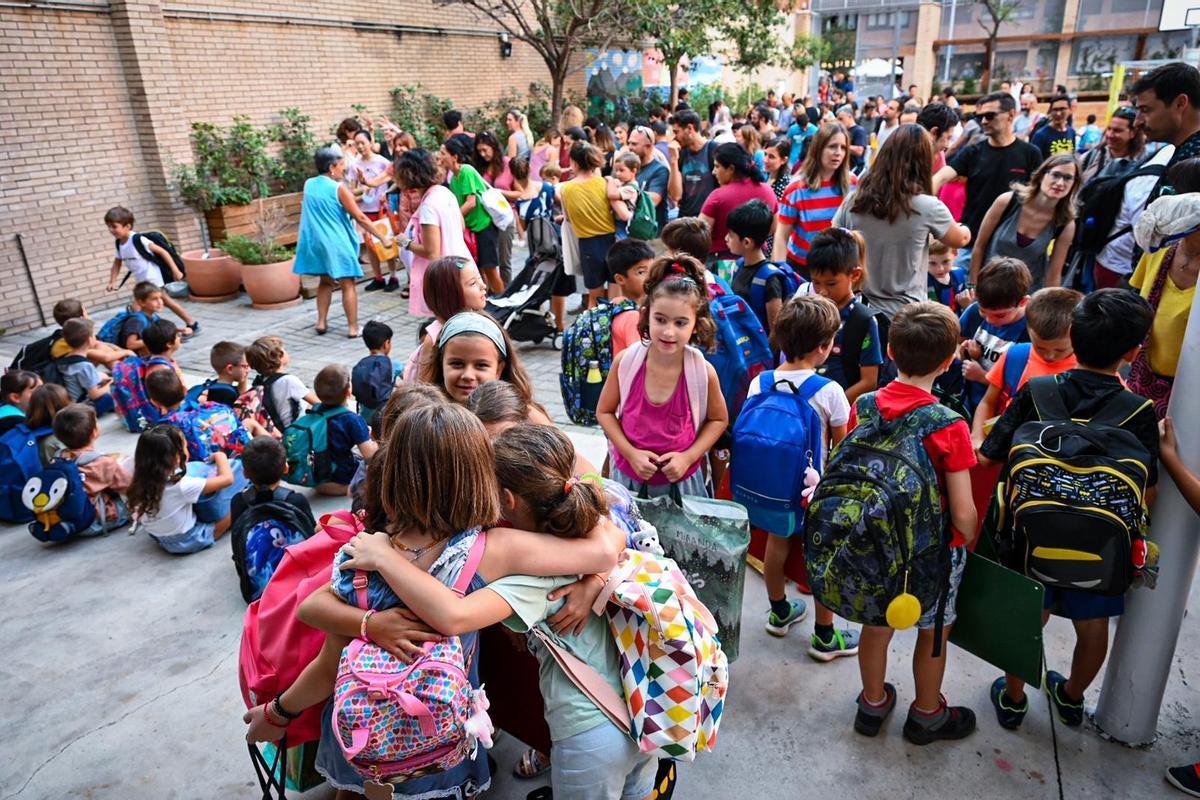 Vuelta a las aulas en el CEIP Pau Casals de Gràcia, en Barcelona