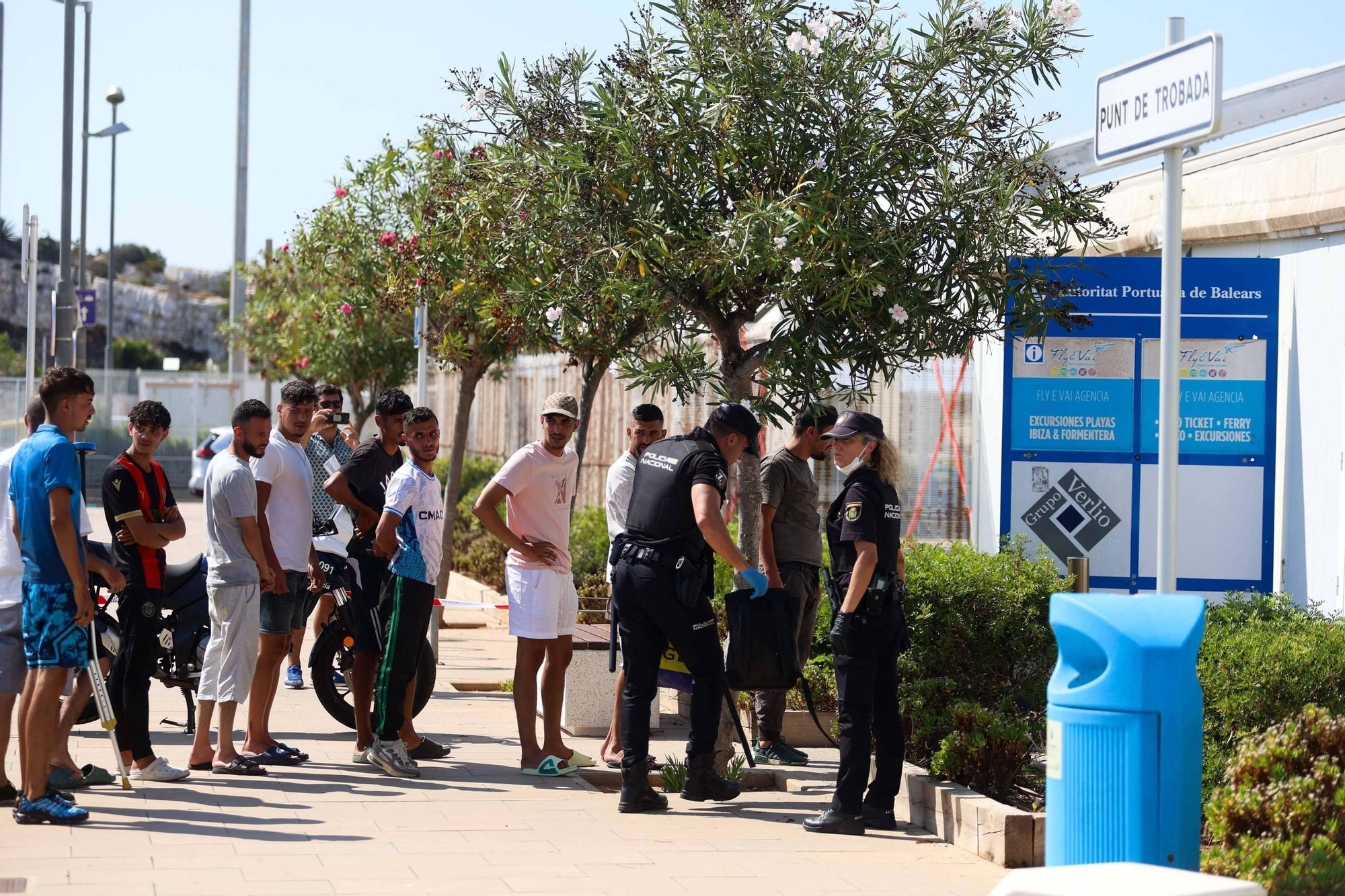 Migrantes en Botafoc