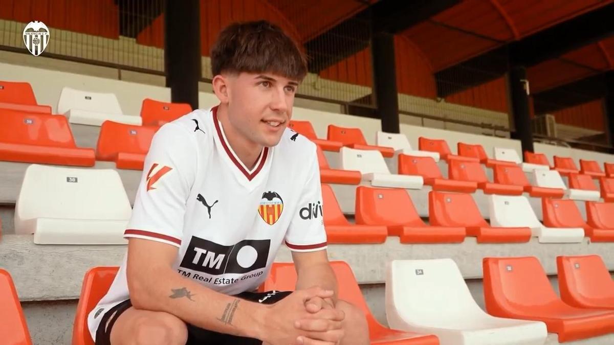 Jaume Durá renueva con el Valencia CF