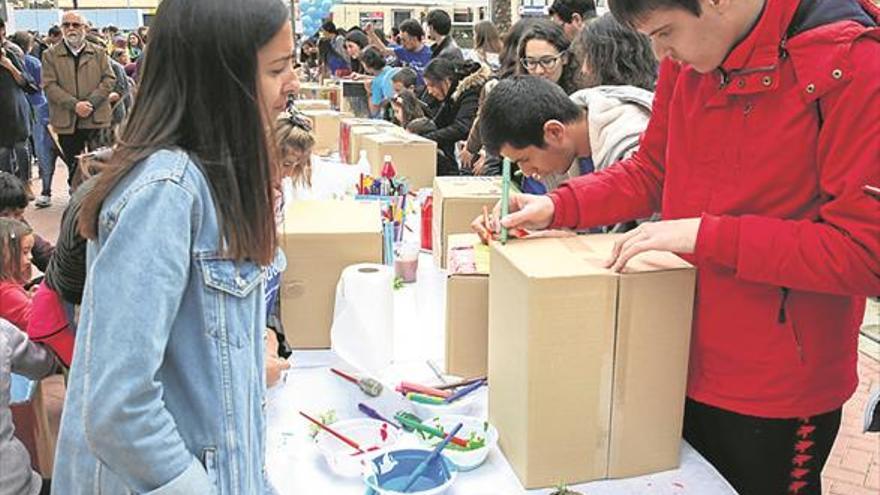 El Ribalta se viste de color y arte para concienciar sobre el autismo