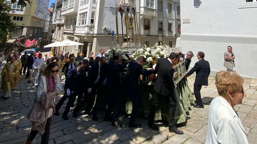 Procesión del Corpus y bendición del arzobispo | LA OPINIÓN