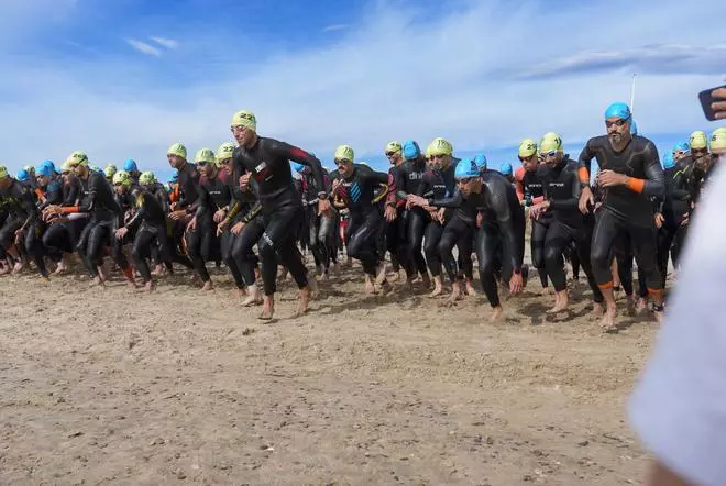 El Triatlón de Canet d'En Berenguer en imágenes