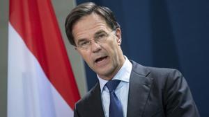 zentauroepp54055972 mark rutte  prime minister of the netherlands  talks during 200713135144