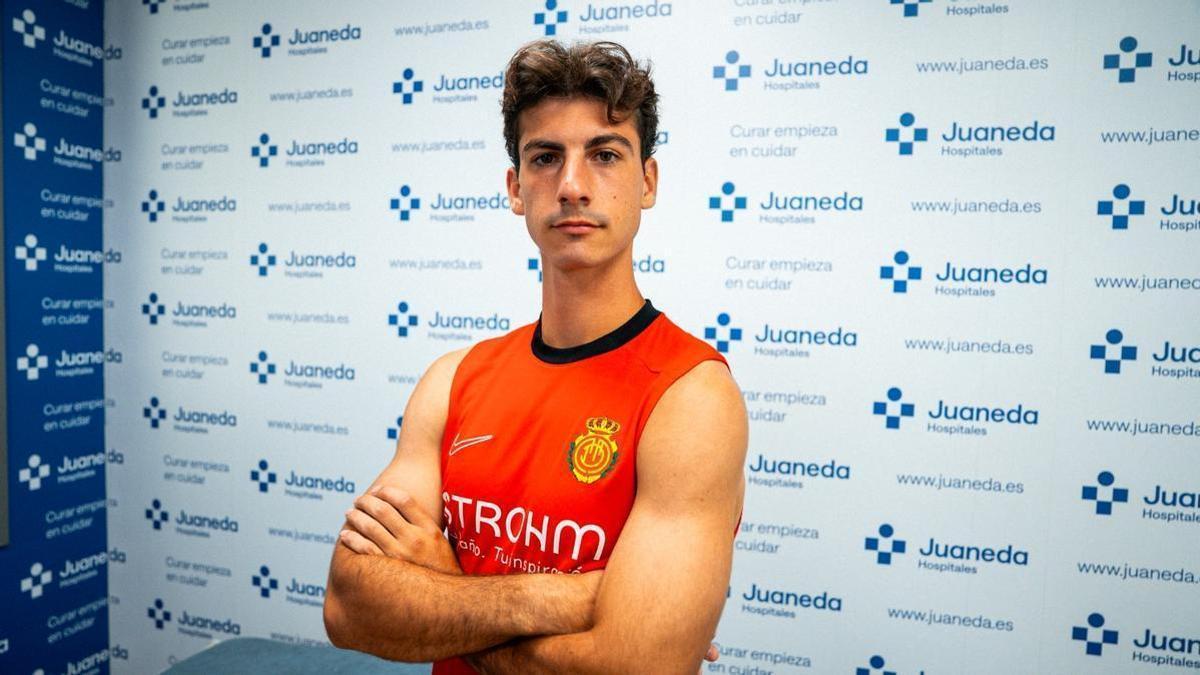 Antoniu, tras el reconocimiento médico.