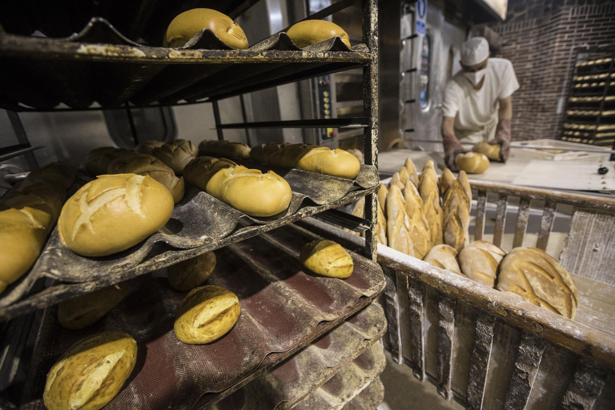 Tres crisis en el pan de cada día