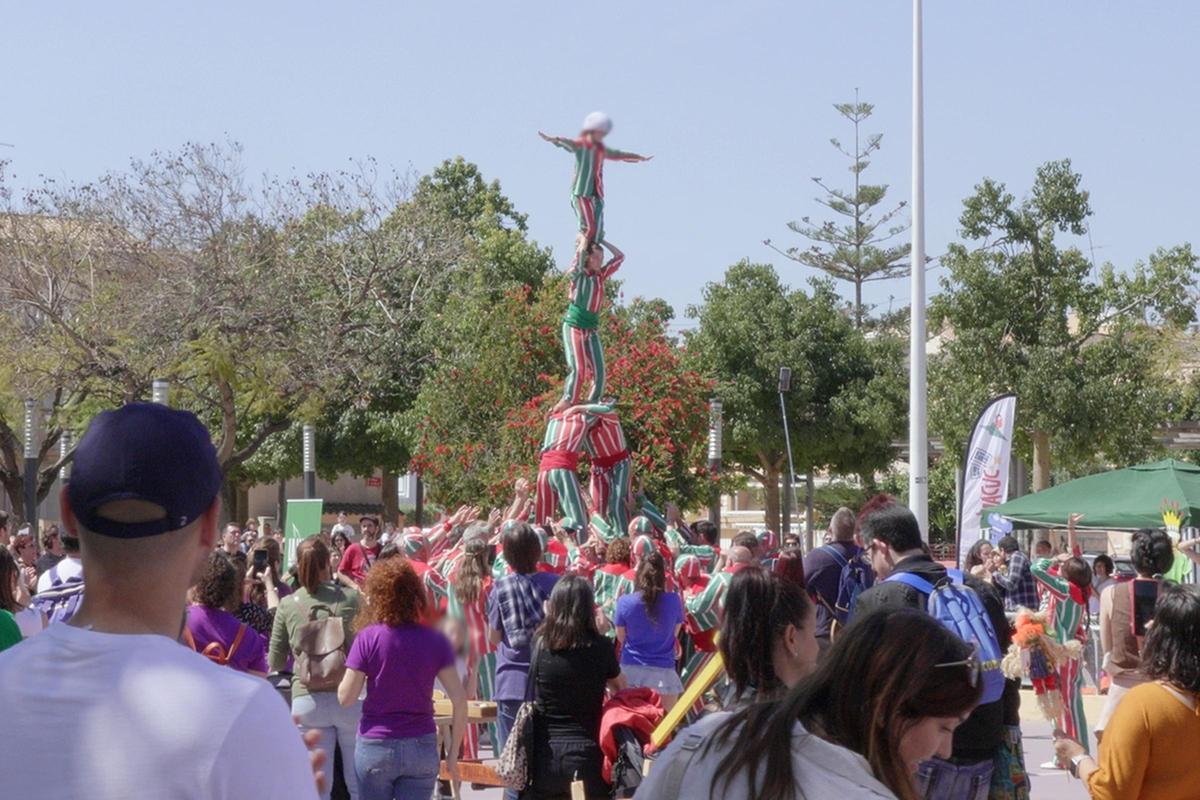 La Nova Muixeranga d’Algemesí durante la celebración.
