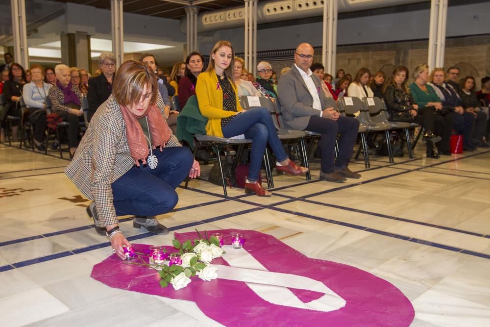 Homenaje a las víctimas de la violencia de género