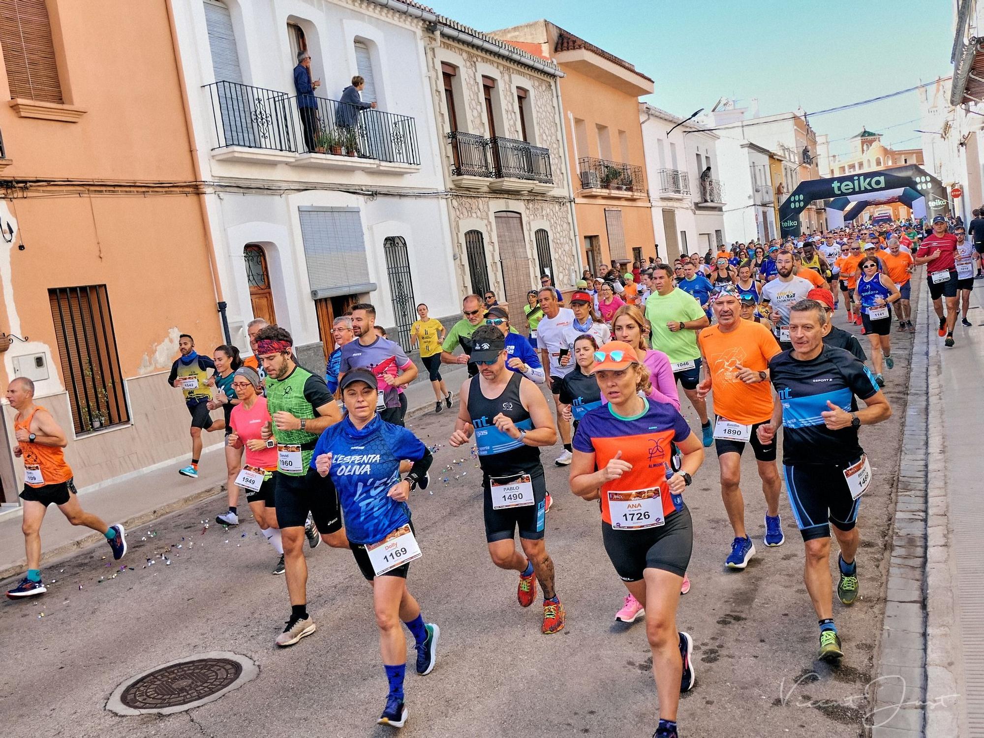 Búscate en la XI Cursa Solidària de Beniarjó