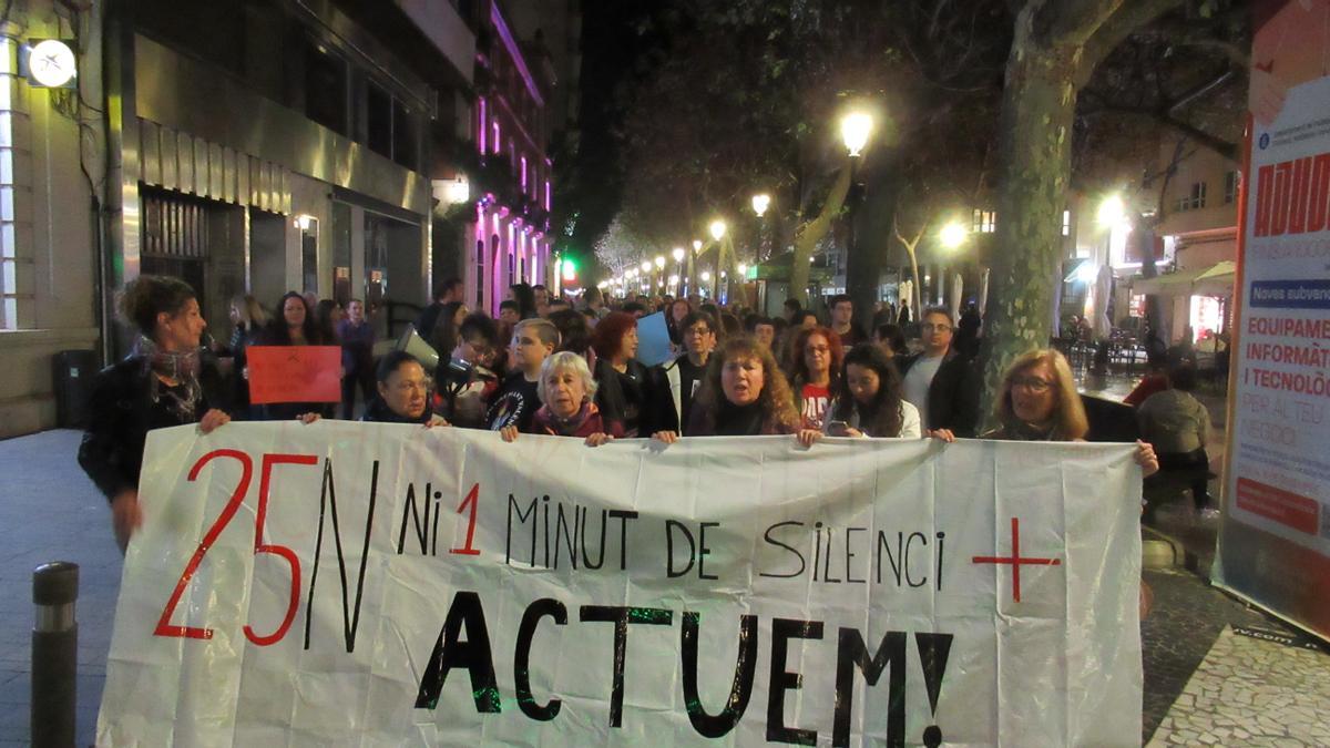 El clamor contra la violencia machista vuelve a recorrer las calles de ...