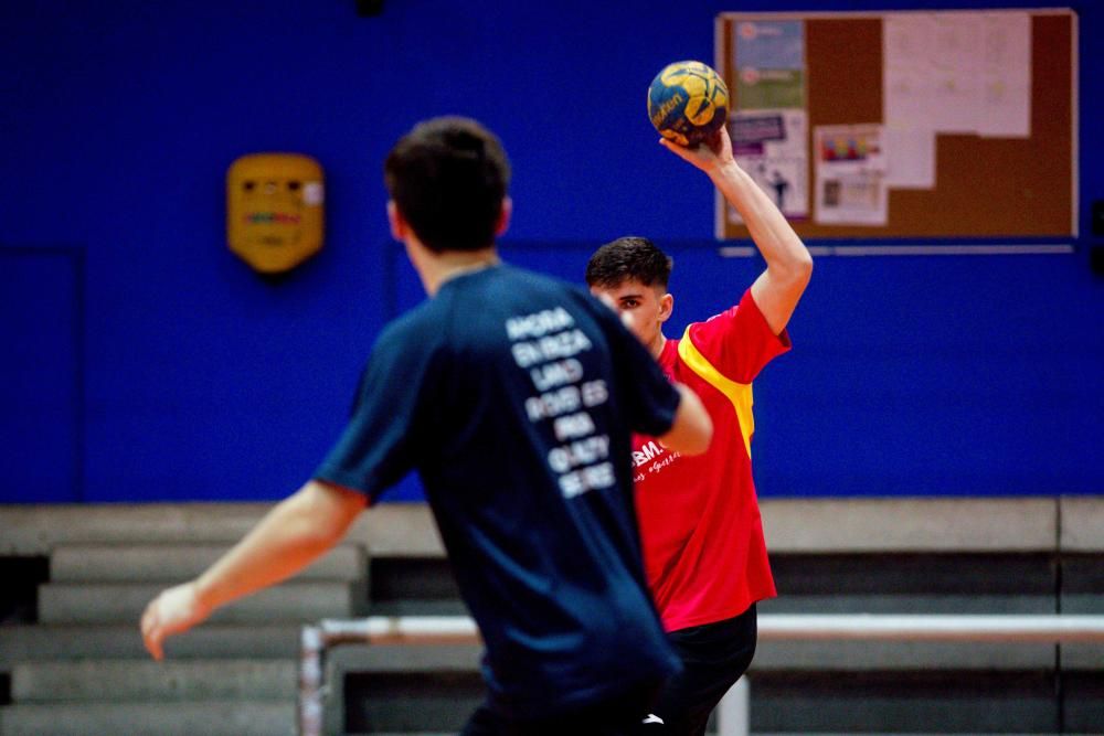 El primer equipo del Hàndbol Club Eivissa atraviesa un buen momento