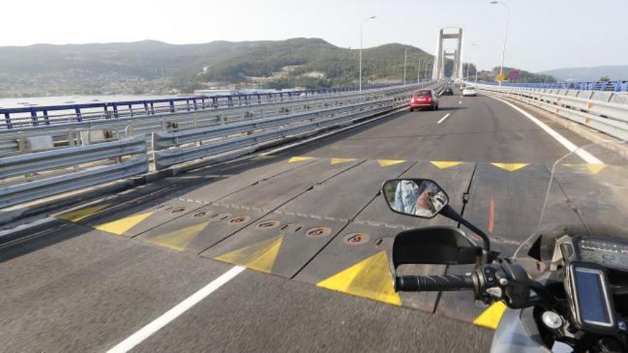 Un 'badén' aparece en las obras del puente de Rande