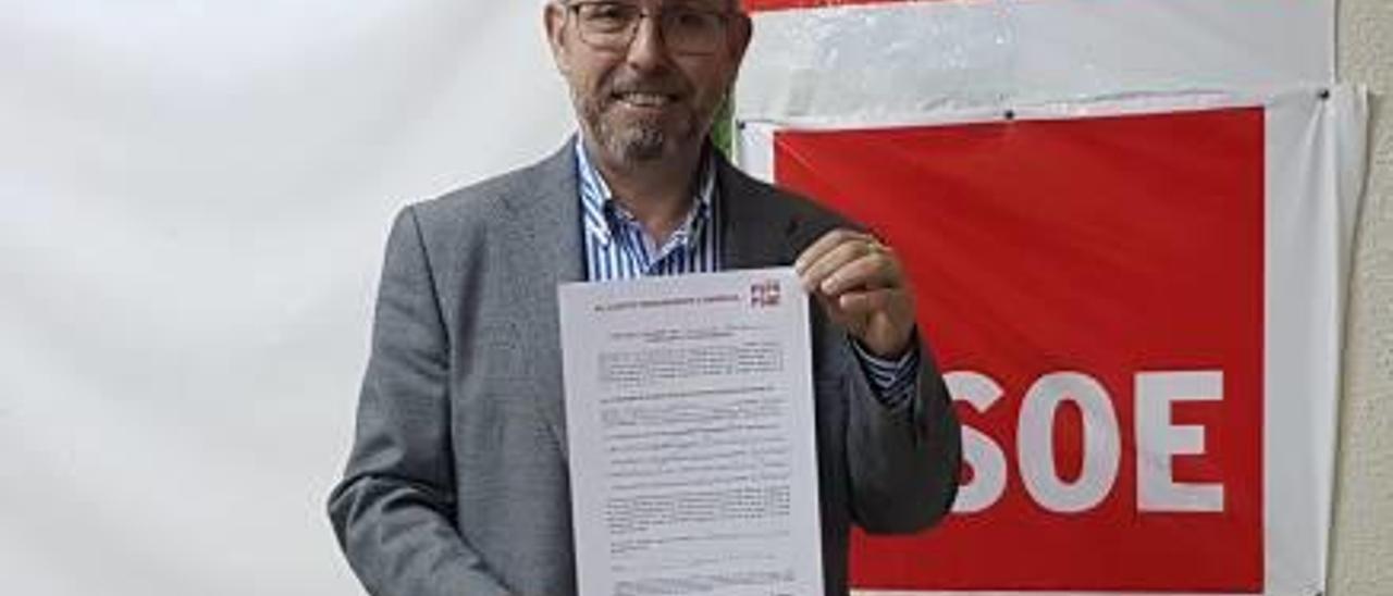 Sebastián Andreu presenta candidatura a la Secretaría del PSOE frente a Pineda