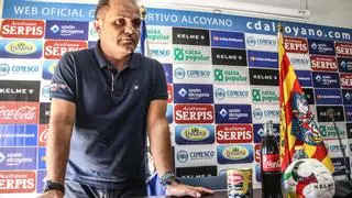 Josele González renueva con el Alcoyano hasta 2026