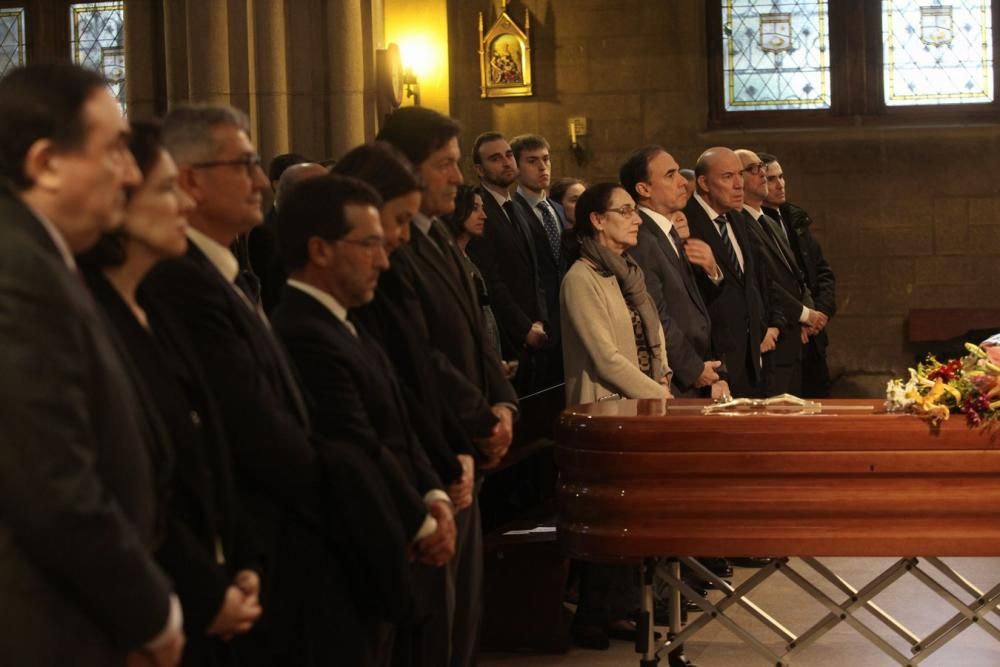 Funeral por Aurelio Menéndez