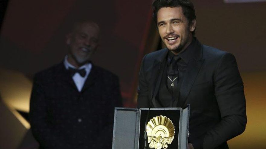 James Franco, con la Concha de Oro.