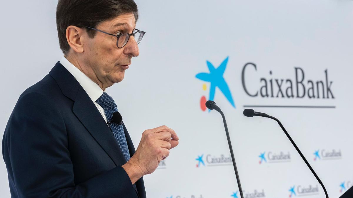 José Ignacio Goirigolzarri, en la sede de CaixaBank de València.