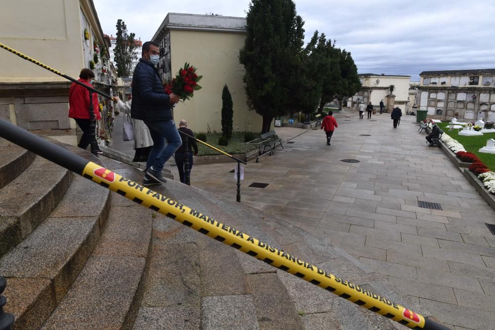 Más silencio que nunca por ''Difuntos'' en A Coruña