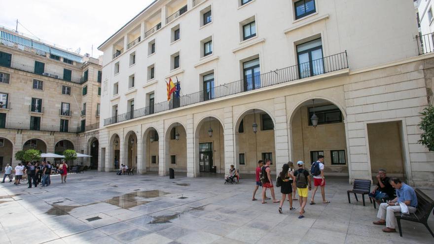 Fachada de la Audiencia Provincial donde esta mañana se ha celebrado el juicio