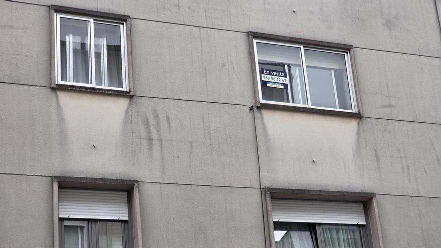 La vivienda nueva representa solo el 5% de las ventas en el último lustro, sin operaciones en cuatro concellos de Deza y Tabeirós