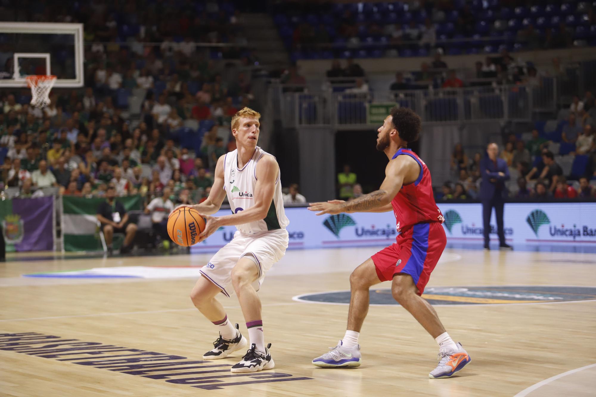 Unicaja - Den Bosch, semifinal de la fase previa de la BCL, en imágenes