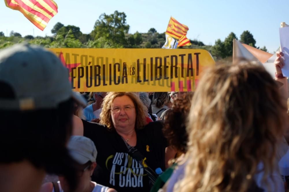 Concentració a la presó de Figueres en suport als independentistes presos