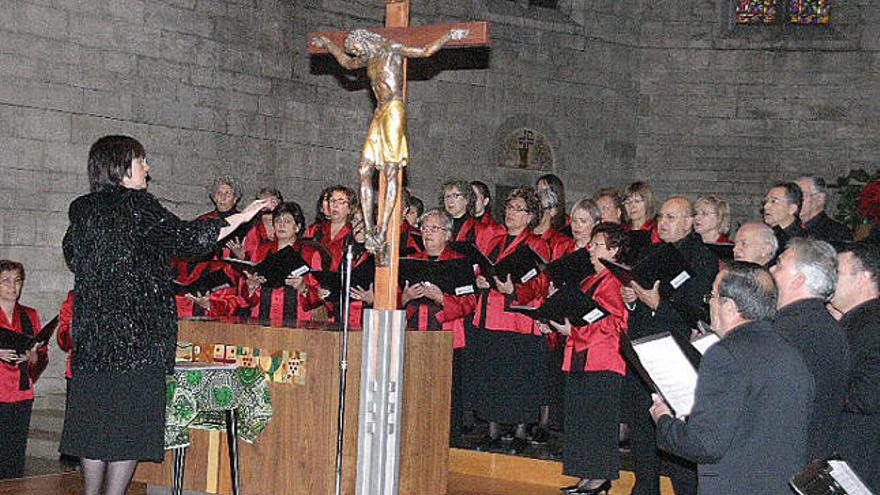 Les Veus de l&#039;Estany ofereixen un exitós concert de Sant Esteve