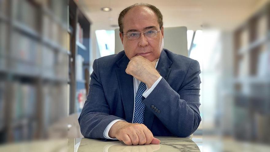 «Quien ama el conocimiento nunca deja de aprender»