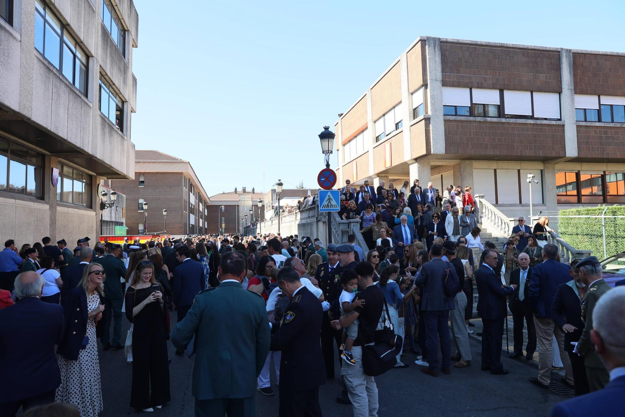 EN IMÁGENES: Desfile de la Guardia Civil en Oviedo por el día de la Hispanidad