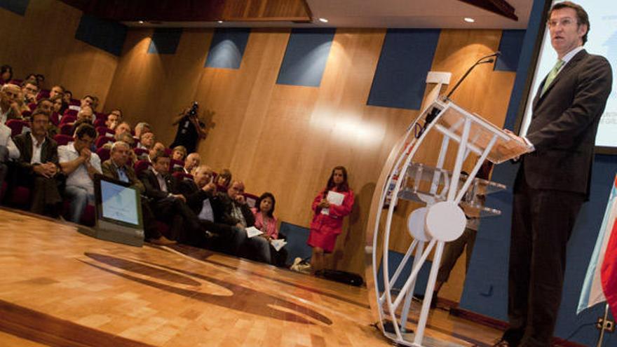 Feijóo, durante la primera presentación del Plan Impusa realizada en Ourense.  // Brais Lorenzo