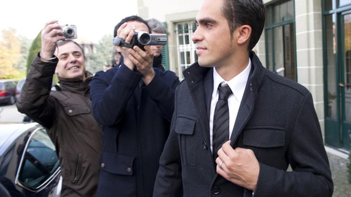 Alberto Contador, a su salida de la sede del TAS, en Lausana.