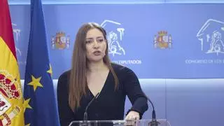 Feijóo: "Los papeles de la residencia legal en España no se regalan a nadie"