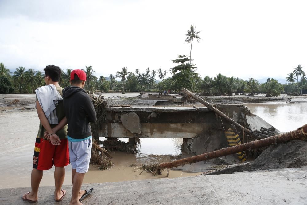 La tormenta tropical 'Tembin' azota Filipinas