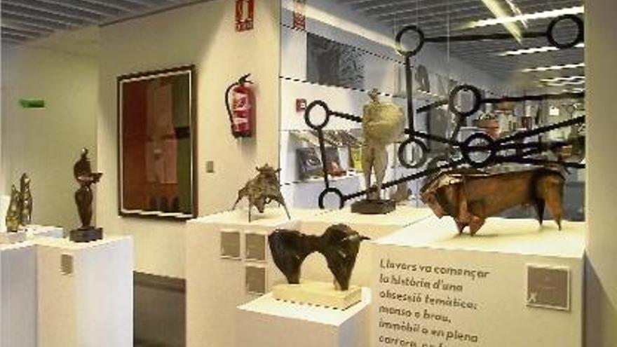 Obres de l&#039;exposició temporal sobre Emília Xargay que es pot veure al Centre de Visitants del Gironès.