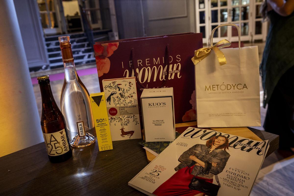 Las 'goodie bags' de los I Premios Woman Aragón aportaron una selección de propuestas de bienestar, turismo y gastronomía.
