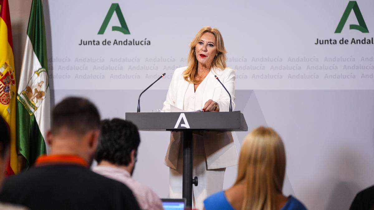 La consejera de Economía, Hacienda y Fondos Europeos en su estreno como portavoz del Ejectuvo andaluz.