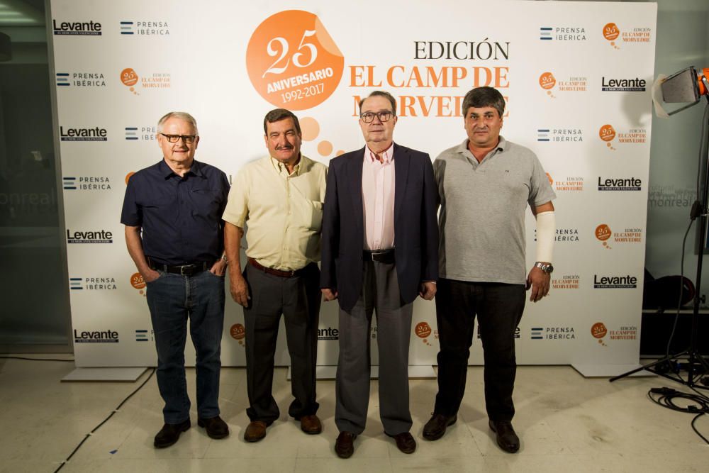 Gala 25 Aniversario Levante-EMV Edición Camp de Morvedre. Representantes del Centro Arqueológico junto a su presidente, Amadeo Ribelles