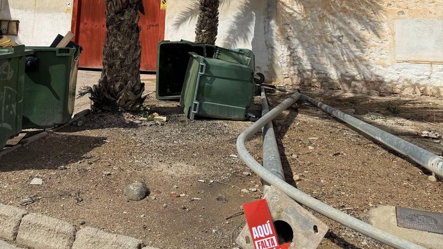 &quot;Aquí falta gestión&quot;: el PP de San Isidro denuncia el &quot;abandono&quot; del municipio con una campaña ciudadana