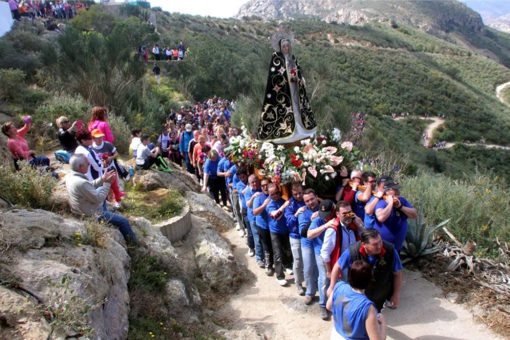 Subida de la Virgen de la Soledad al Calvario