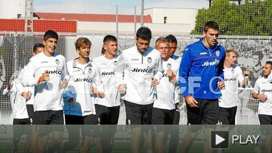 Los jugadores durante el entrenamiento