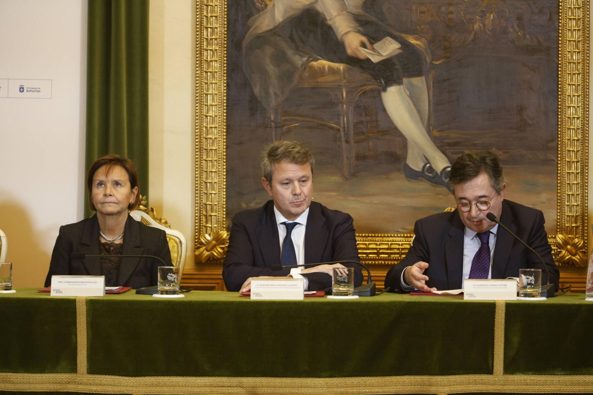 En imágenes: Así fue el acto de compra de los terrenos de Naval Azul