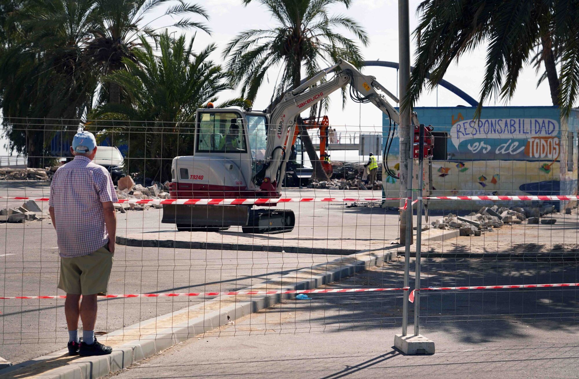 Inicio de las obras de remodelación en el paso marítimo de Pedregalejo