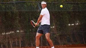 Nadal entrena a su llegada al Masters 1.000 de Roma.