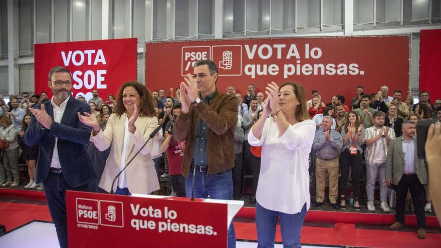 Los socialistas de Baleares piden a Pedro Sánchez que se quede: &quot;Presidente, vale la pena continuar&quot;