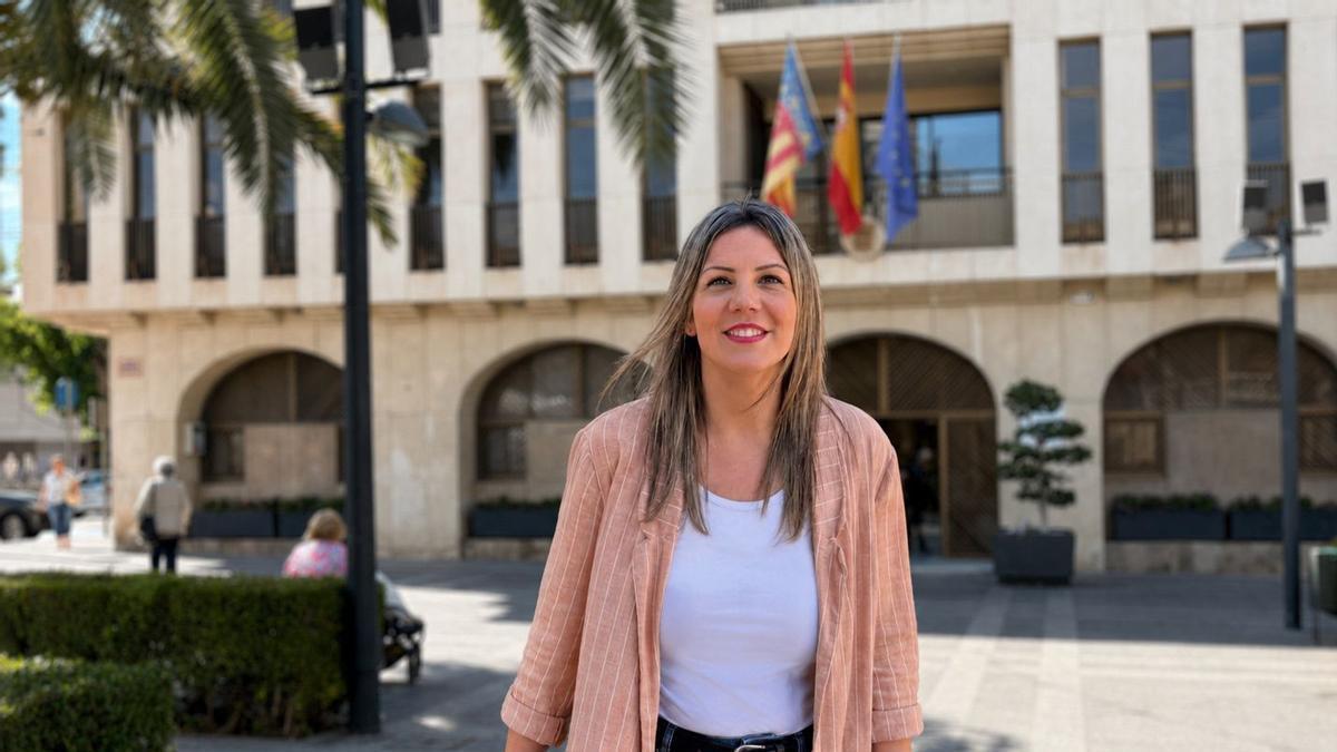 La portavoz del PSOE de Sant Joan, Esther Donate