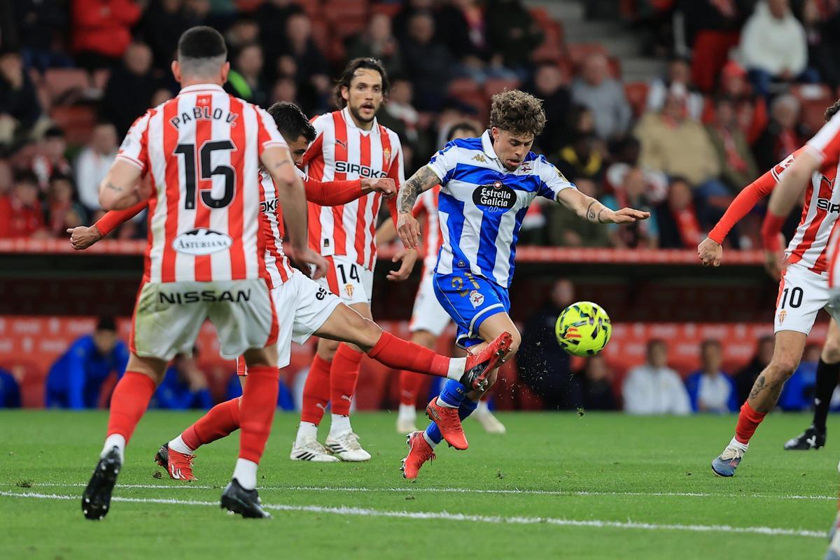 Mario Soriano en el Sporting-Deportivo